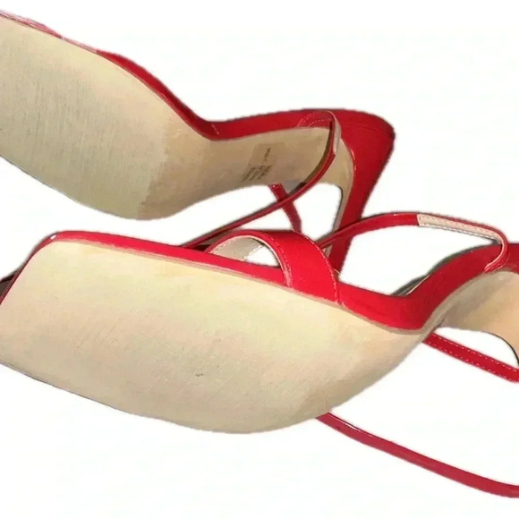 Chic Red Patent Leather High Heeled Sandals with Ankle Straps - Picture 3 of 7